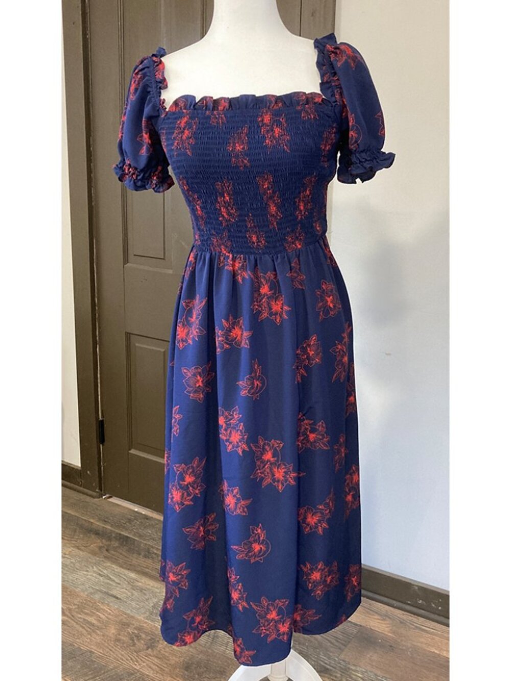 Aqua Women's Smocked Floral Puffed Sleeved Cottagecore Blue Midi Sun Dress